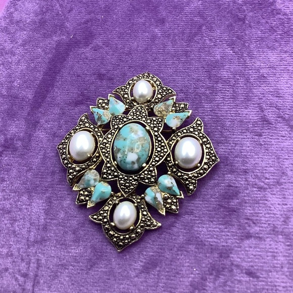 Vintage Sarah Coventry  Brooch with Turquoise and Pearl Accents - Picture 3 of 6